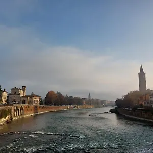  Apartment Dreaming Adige River